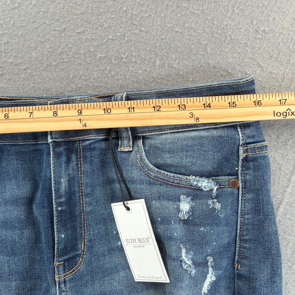 Judy Blue Distressed Denim Shorts Medium Wash Raw Hem JB15202MD XL Womens - Picture 6 of 14